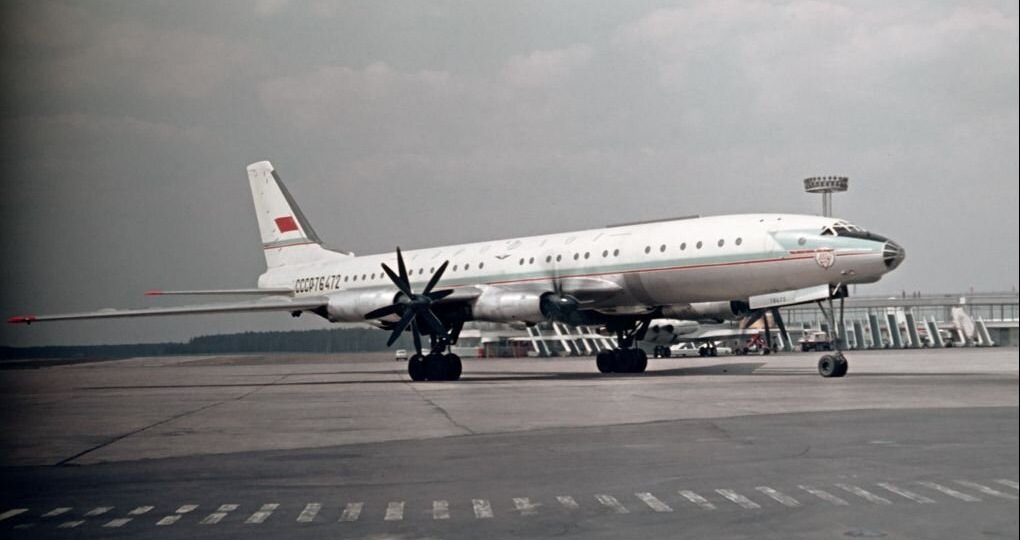 Ту-114 летит в Анадырь