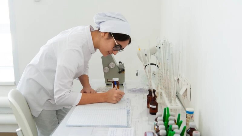     Открытие производственной аптеки. Дмитрий Лямзин.