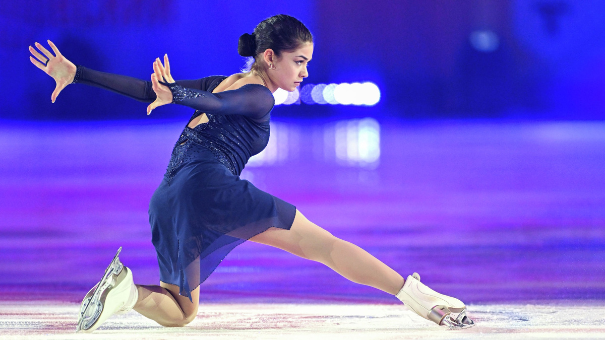    Фигуристка Аделия Петросян РИА