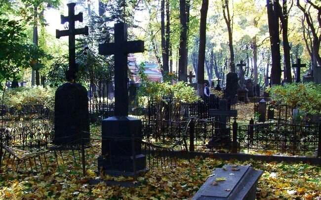 Регистрация могил по-новому: закон о “кладбищенской амнистии” изменит правила захоронений