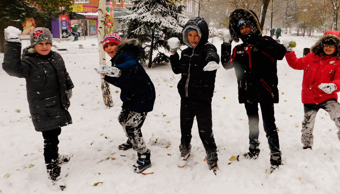 В Широкий четверг можно и нужно устраивать битвы снежками. Фото: 1MI