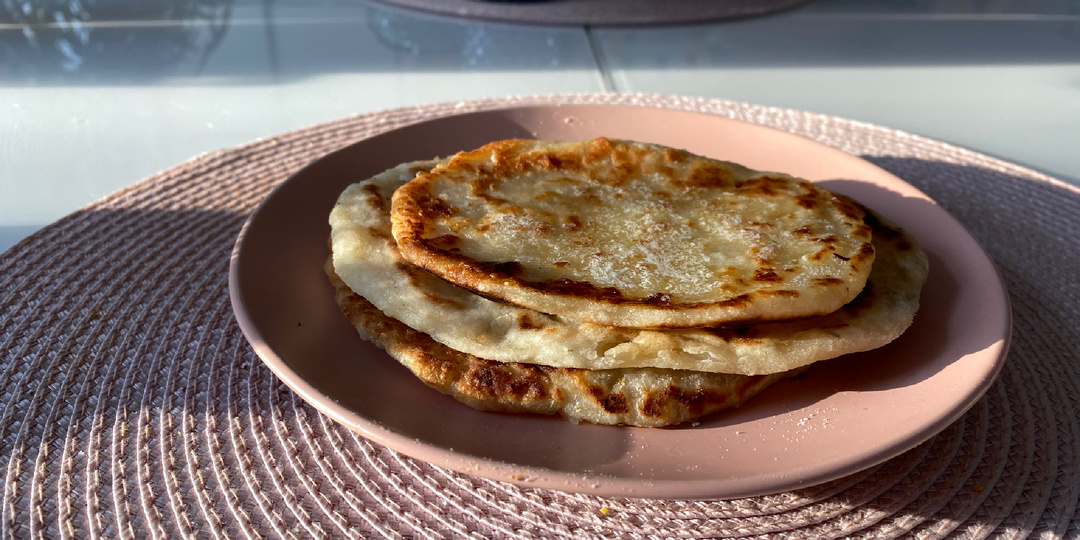 Когда блины надоели ,печем паратхи ,или базлама .