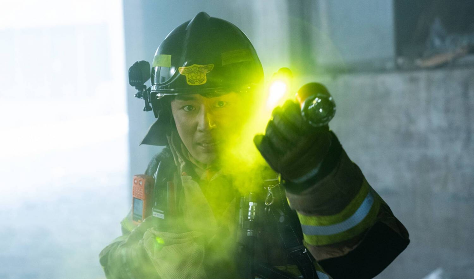 Дорама "Полицейский участок рядом с пожарной станцией" 2022