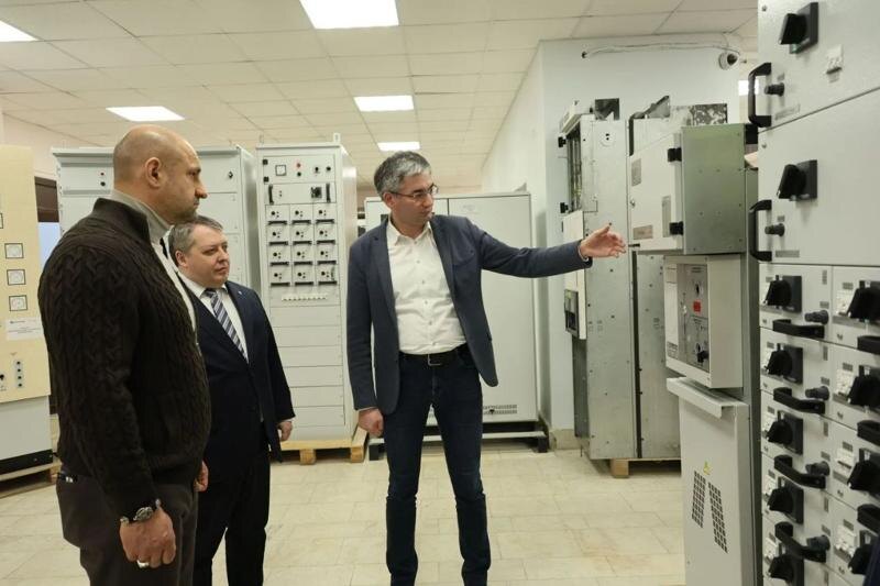    Фото пресс-службы полпредства в УрФО. На предприятии