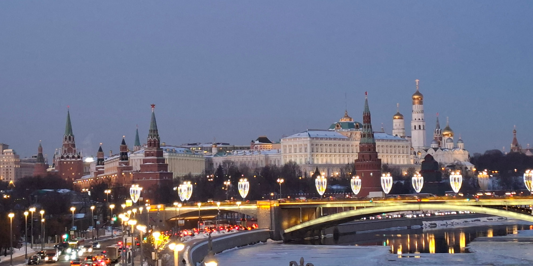 Зимняя Москва: новогодняя сказка в центре столицы, Арбат, Воробьевы горы и ВДНХ.