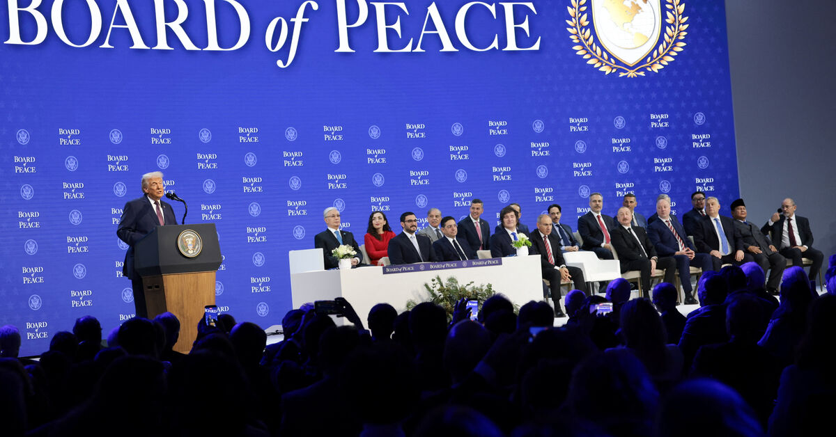 Подписание устава Совета мира