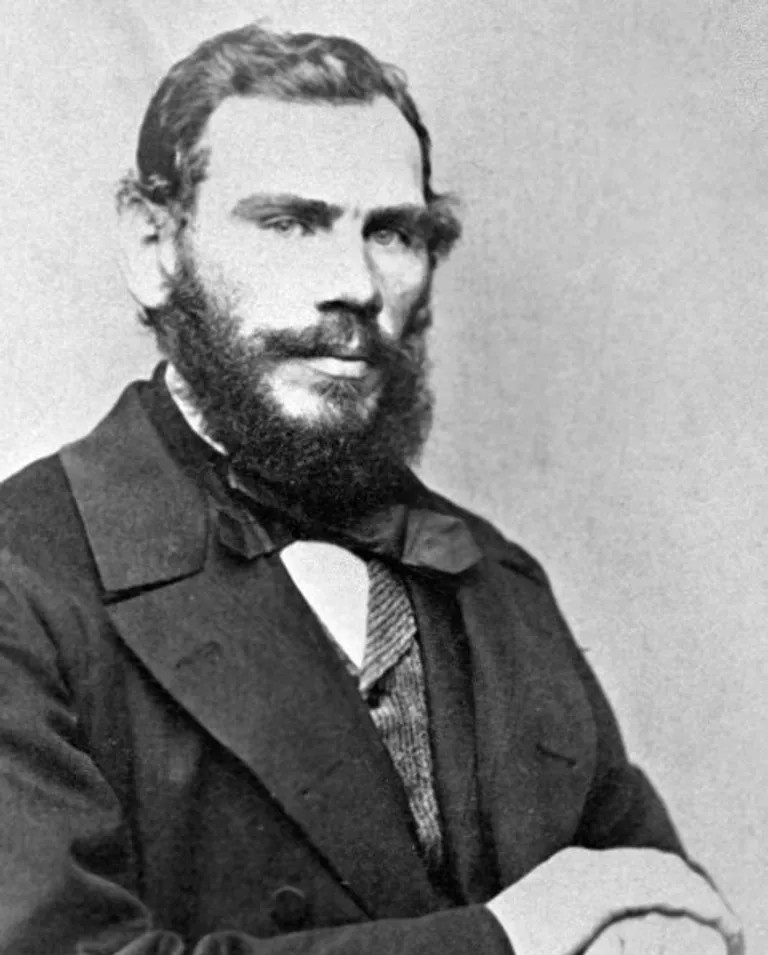 Фотография Л.Н. Толстого в 1862 году, в свободном доступе 
