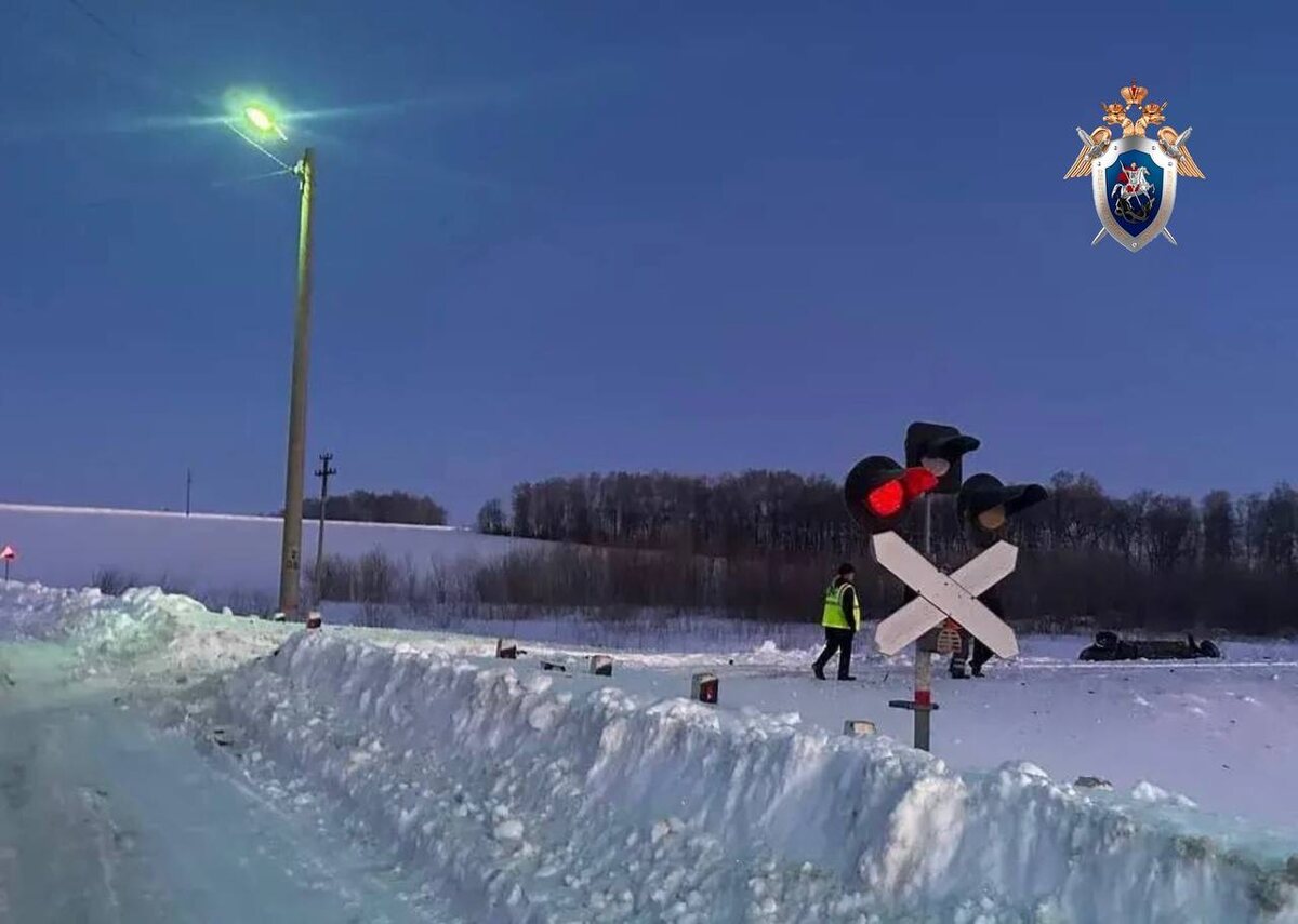    Поезд и легковой автомобиль столкнулись в Мордовии