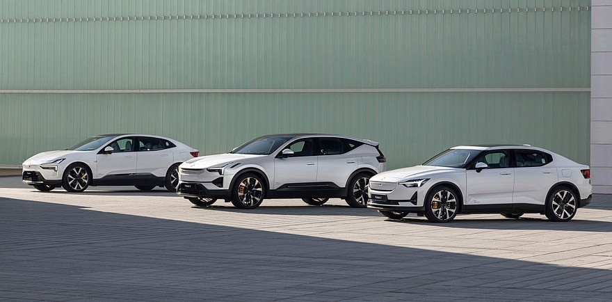    Актуальный модельный ряд Polestar, слева направо: Polestar 4, Polestar 3 и Polestar 2