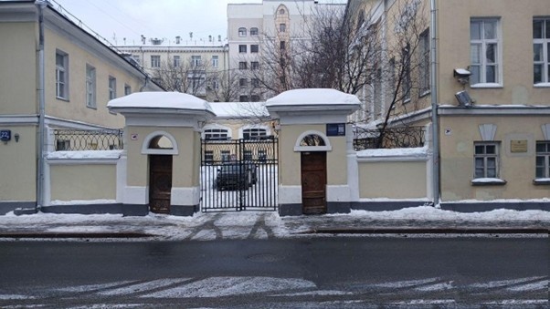      Усадьба Чижовых в Москве   
— Москва, Старомонетный переулок, 22, стр.1,2,3 Роман Фандорин