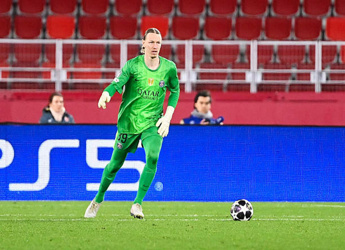     Болельщики «ПСЖ» о Сафонове по итогам игры с «Монако»: хороший вратарь, но чудес от него ждать не стоит