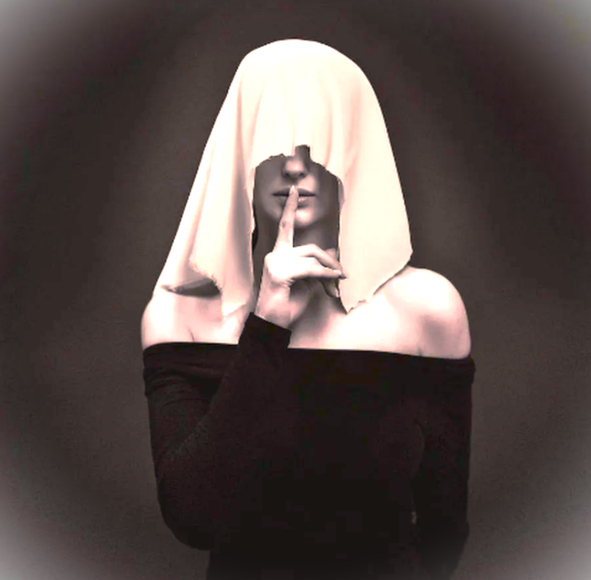 О плюсах и минусах молчания