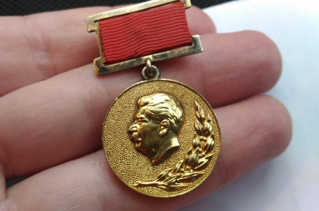 Украли МИЛЛИОНЫ, чтобы построить «Сталин-центр»! Почему Иосиф Виссарионович лично расстрелял бы таких «фанатов»