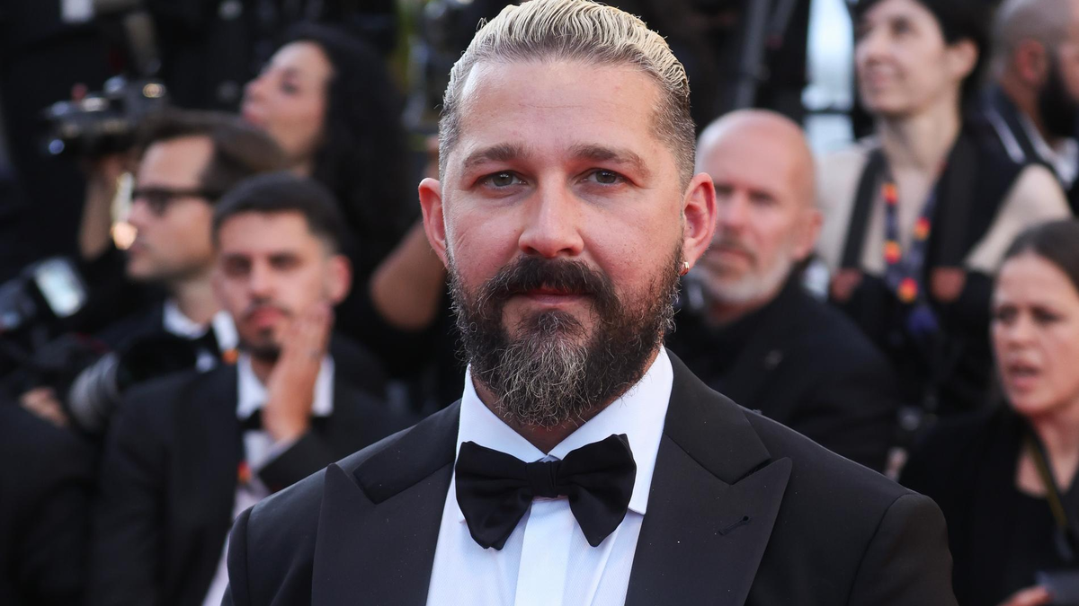    Шайя ЛаБаф. Фото: Legion-Media