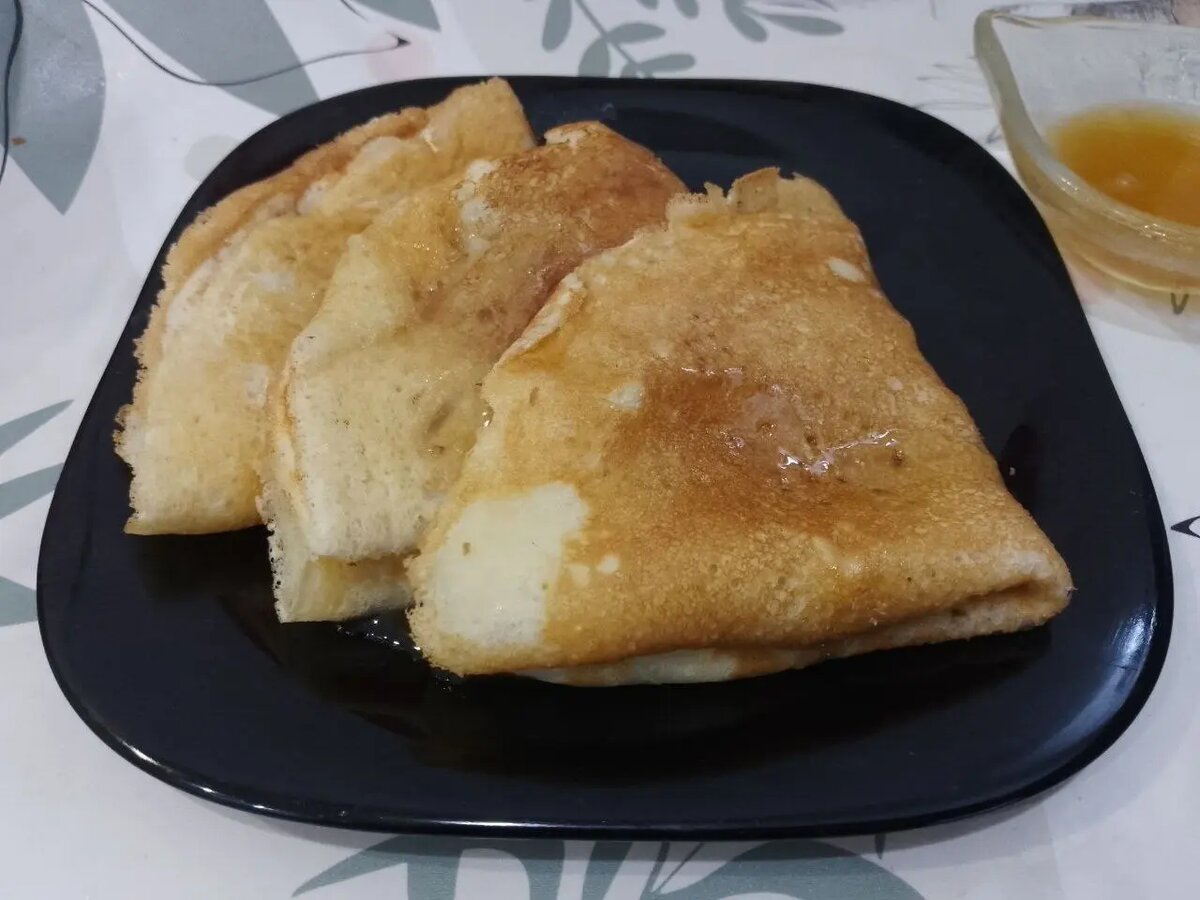 Блины с мёдом, нежные и мягкие