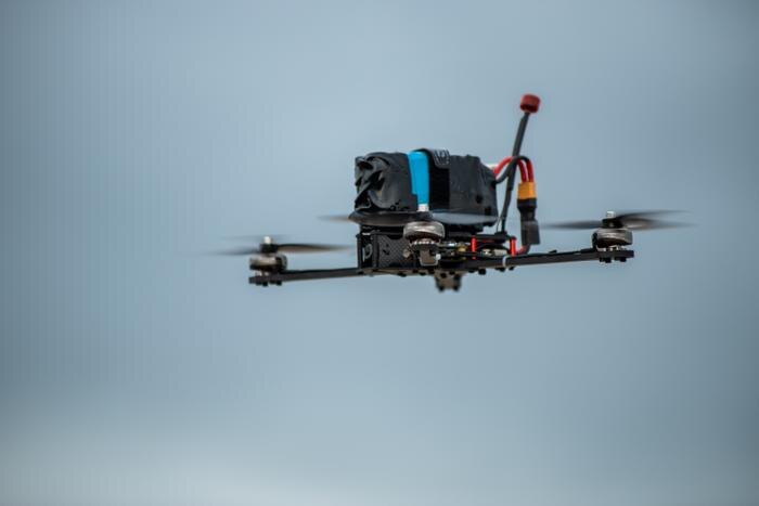 Обложка © Shutterstock / FOTODOM / AlexanderLipko