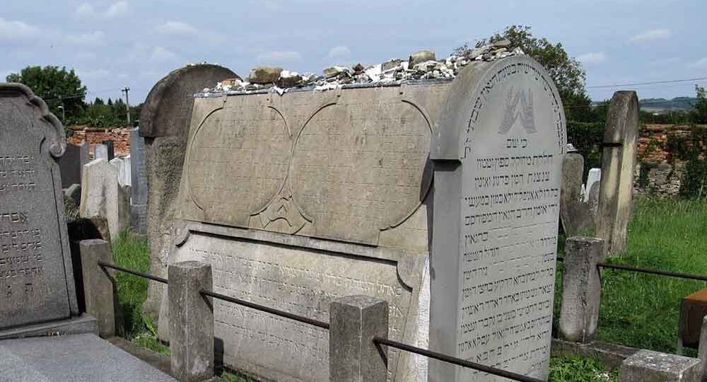 1 адара — йорцайт рабби Шабтая а-Коэна (ШАХ)