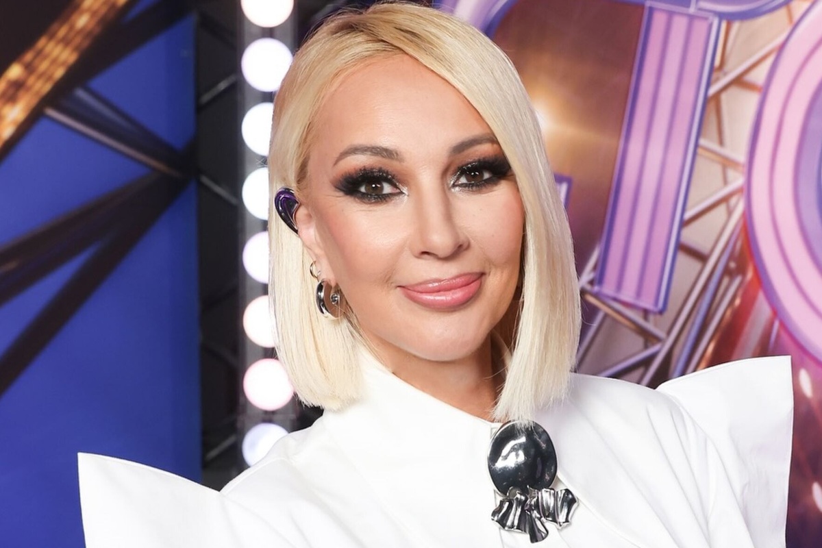     «Сегодня в последний раз»: Лера Кудрявцева объявила о завершении съемок шоу «Суперстар! Битва сезонов»