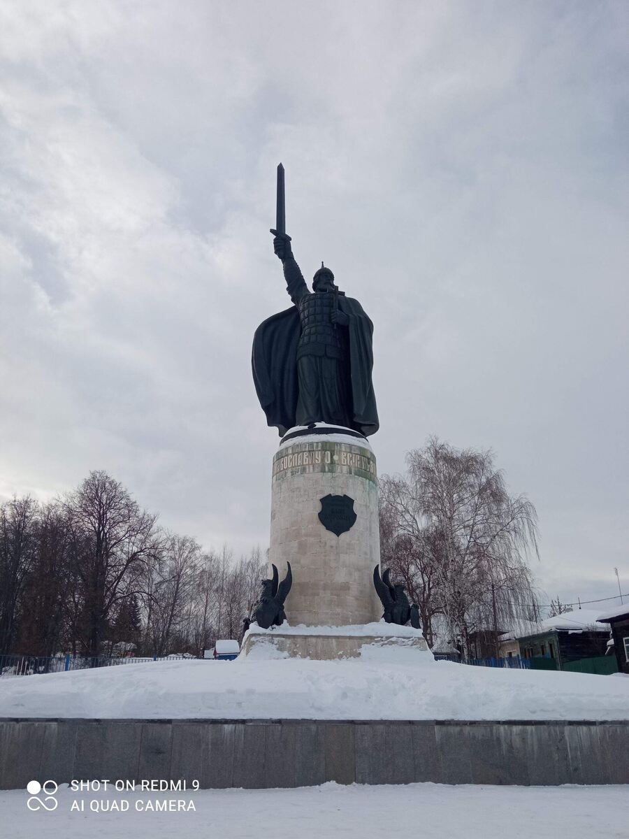 Памятник Илье Муромцу в Муроме. Фото автора. 