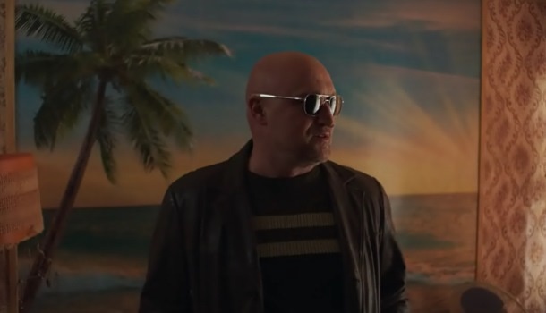 О чём сериал «Встать на ноги»?