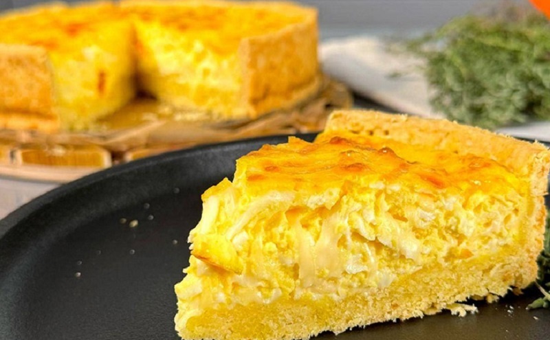 Сырное лукошко: домашний пирог, который всегда в центре внимания