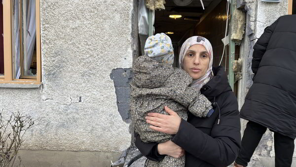    Вторую ночь подряд в Стокгольме взрывают один и тот же дом