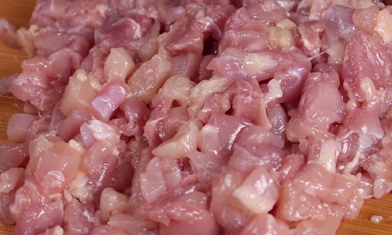 Сочные куриные котлеты без мясорубки и фарша: секрет нежности и аромата