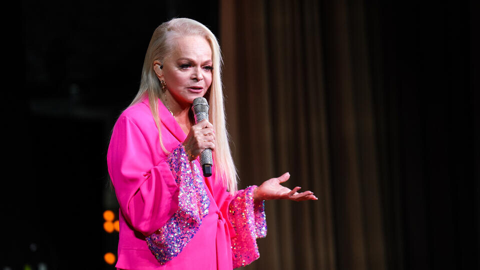     Роспатент получил заявку на товарный знак на имя Ларисы Долиной ИЗВЕСТИЯ/Анна Селина