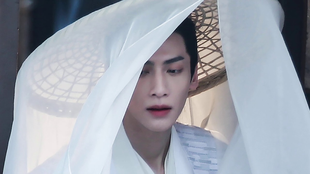 Потому что нельзя! Потому что нельзя! Потому что нельзя быть красивым таким 