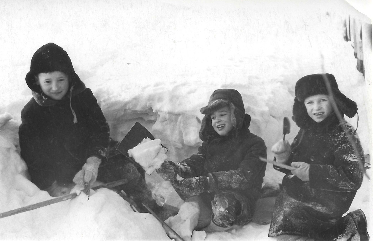 "Дворовая компания", 1968 год. Фото: В.Скворцов.