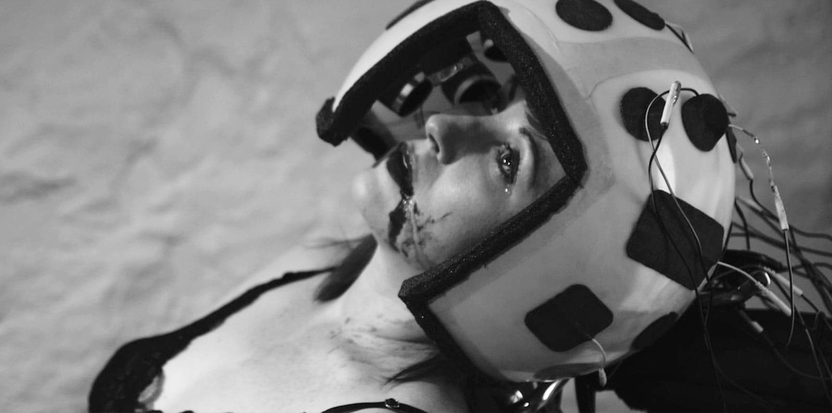 Кадр из фильма Empathy, Inc.. Режиссер: Йедидья Горсетман. Производство: Rigel Films