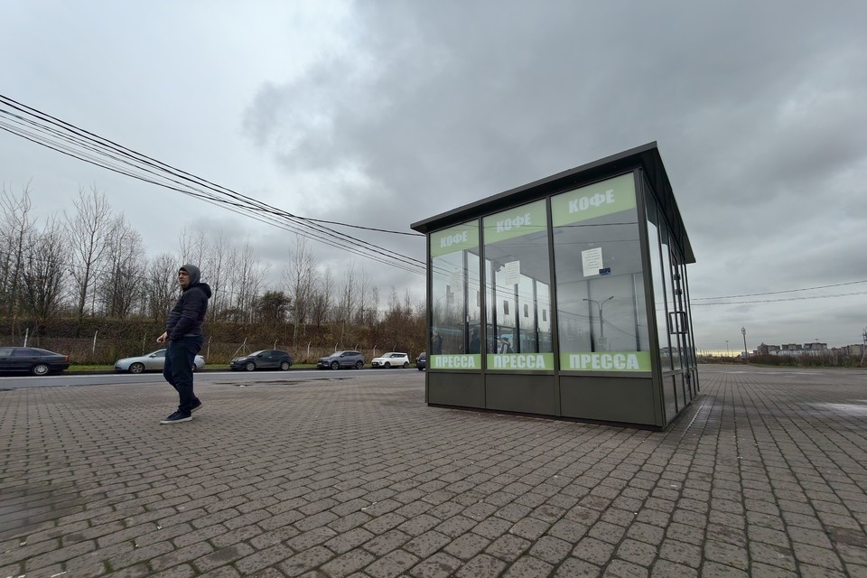    Штрафы за нелегальные торговые павильоны станут больше. Алексей БУЛАТОВ