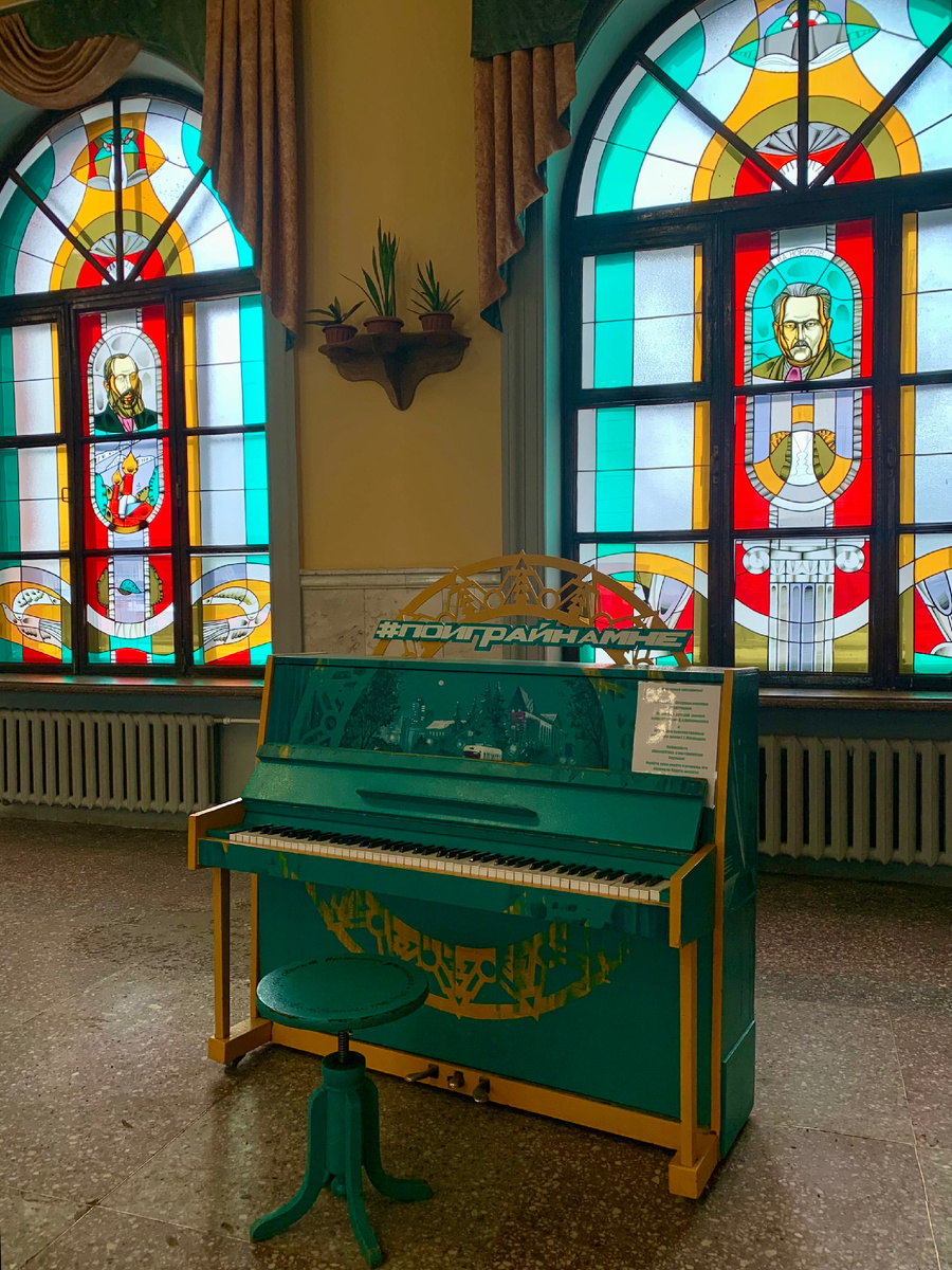 Зал ожидания в Орле☺️