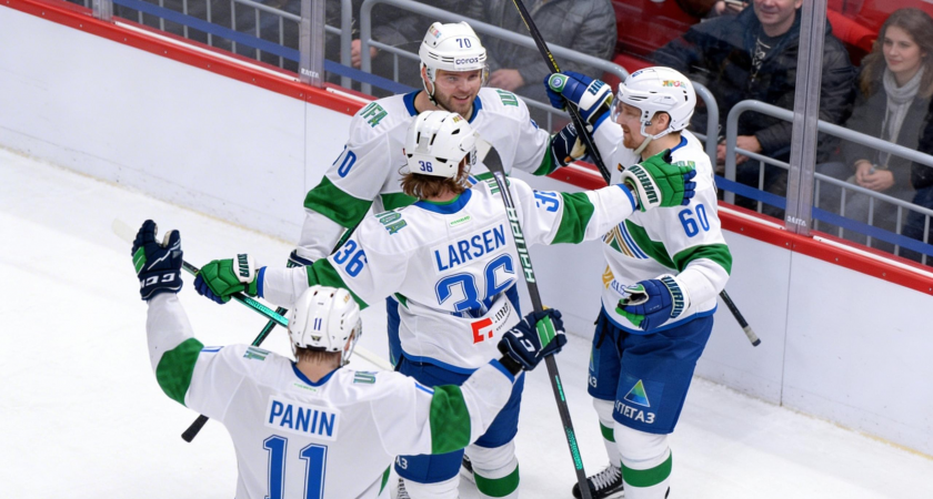    Хоккеисты "Салавата Юлаева" | © РИА Новости / Александр Кондратюк