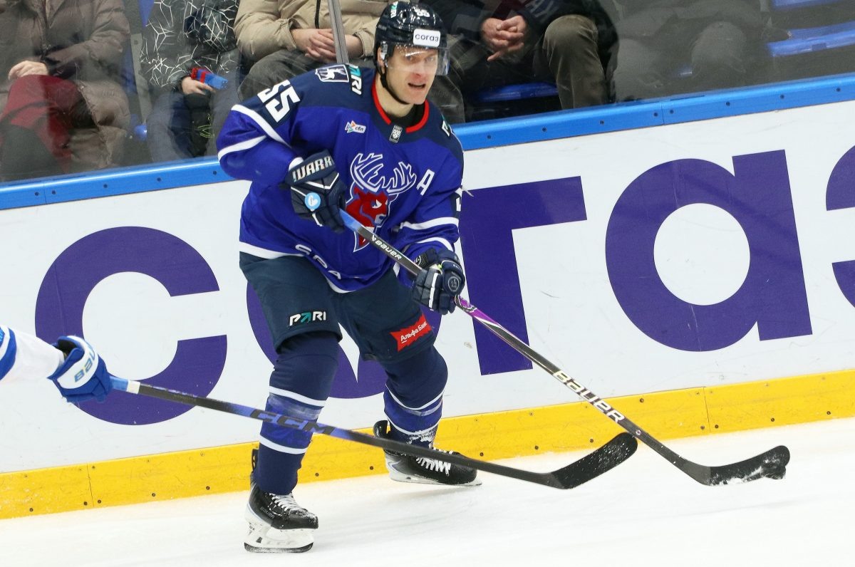    Владимир Ткачёв за 27 торпедовских матчей набрал 21 очко (9 + 12)