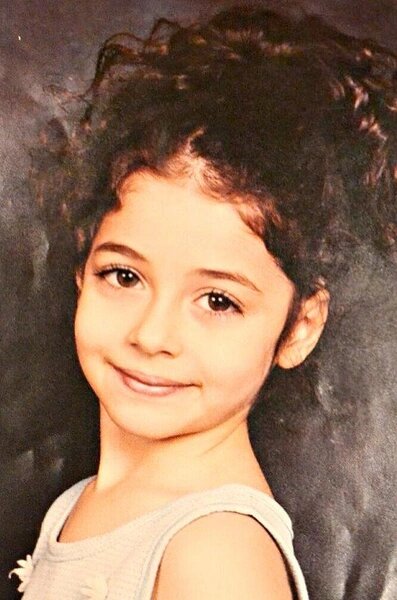    Родители полагали, что из девочки выйдет отличный хореограф или гимнастка