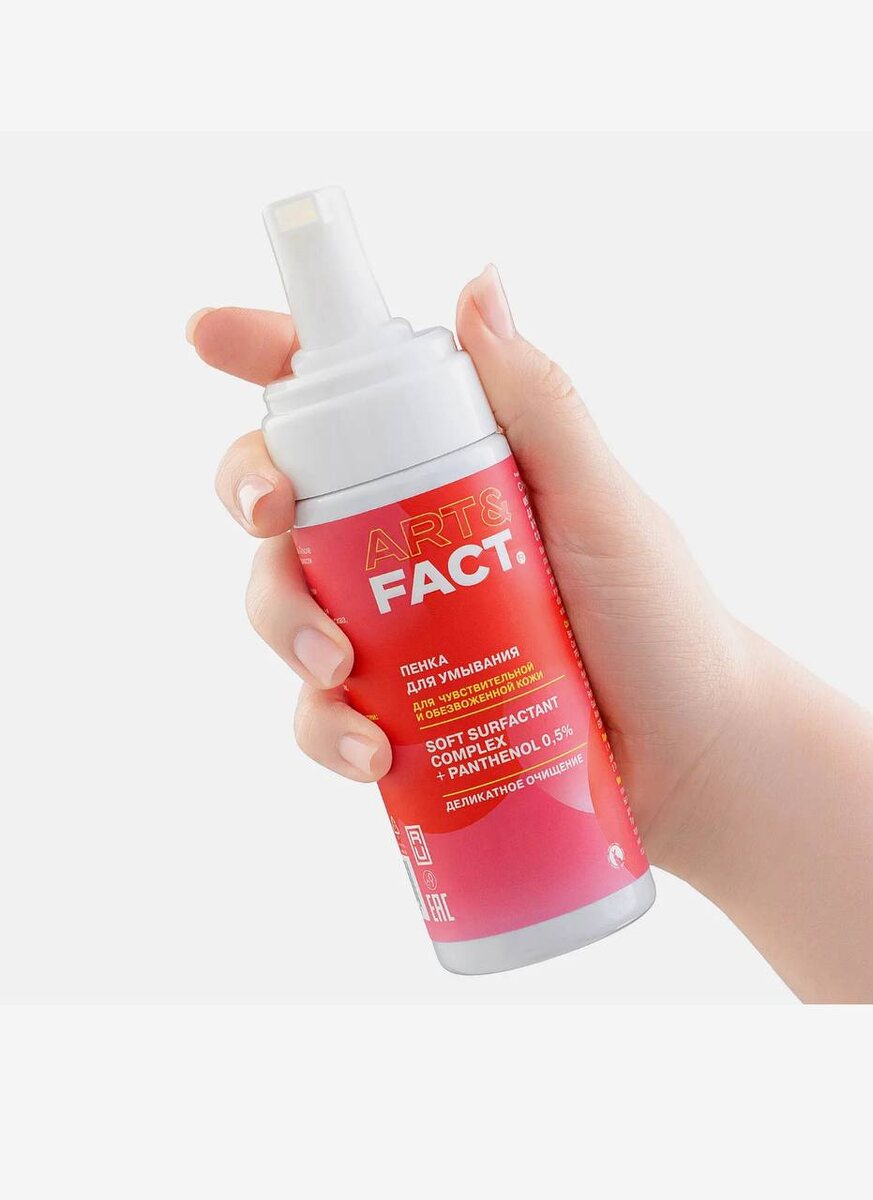 Мягкая очищающая пенка для умывания для обезвоженной и чувствительной кожи
ART & FACTSoft surfactant complex+Panthenol, от 418 руб.