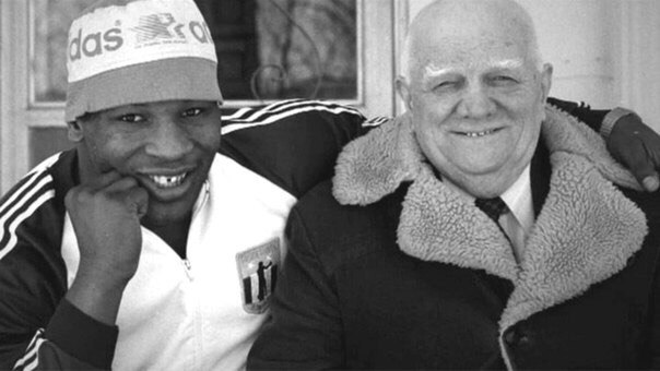 Майк Тайсон и Каас Д’амато.