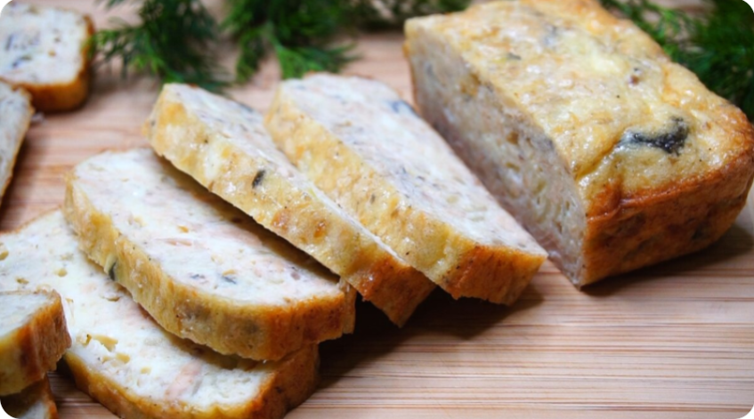 1 банка консервов, а наелась вся семья. Ни крошки не осталось!  И закуска, и перекус, и завтрак, и даже ужин...