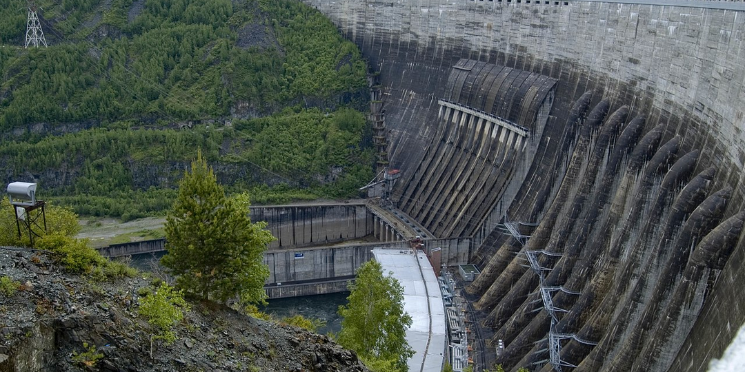 Подвиг строителей: Как возводили Саяно-Шушенскую ГЭС в условиях дикой природы