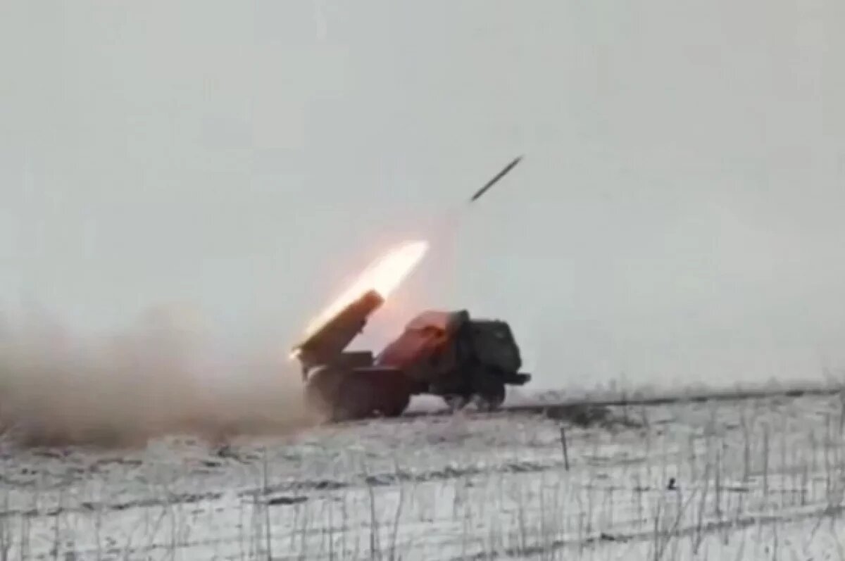    Потеряв сотни человек и десятки единиц техники, враг быстро свернул наступление.