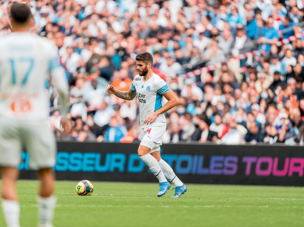    Защитник "Марселя" Дуже Цалета-Чар | © официальный твиттер клуба "Марсель"