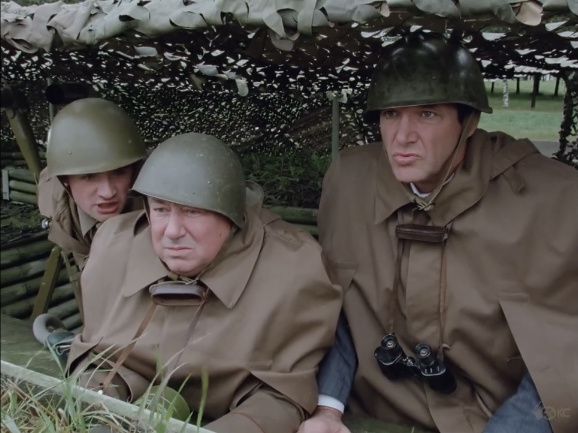 В чем разница между человеком и микроволновой печью. Кадр из фильма «На Дерибасовской Хорошая Погода Или На Брайтон Бич Опять Идут Дожди» на эпизоде «Уже поздно». 