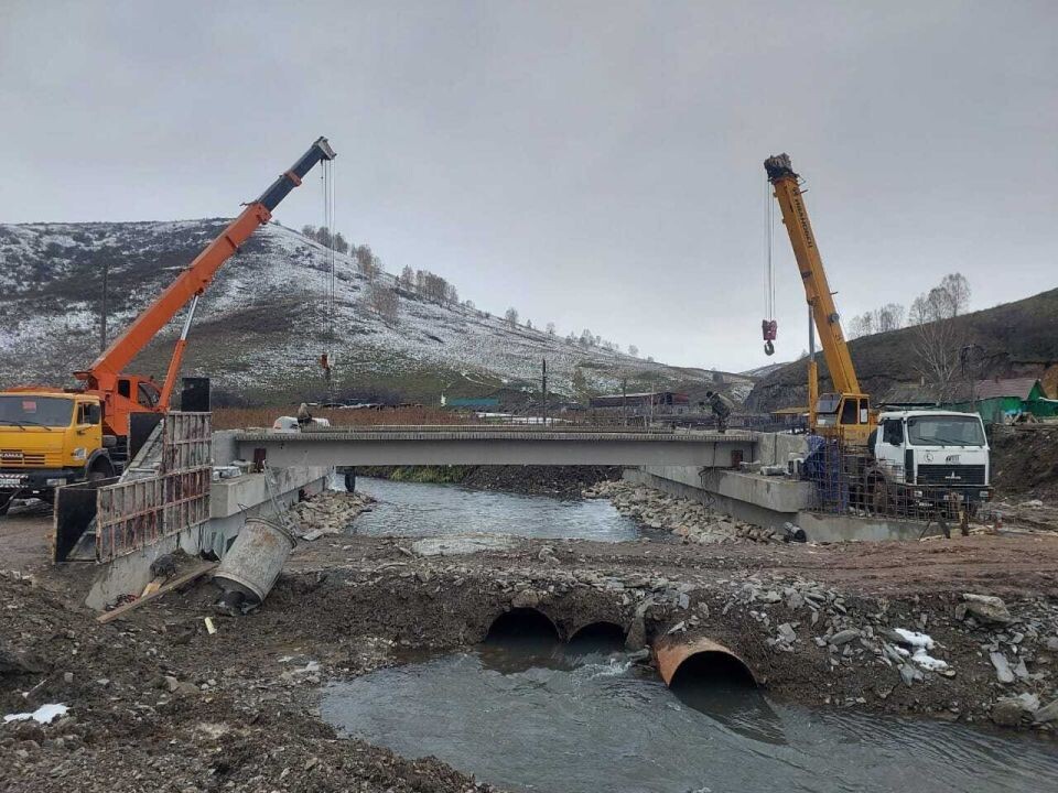    В Солонешенском районе реконструируют сразу несколько мостов. Источник: Министерство транспорта Алтайского края