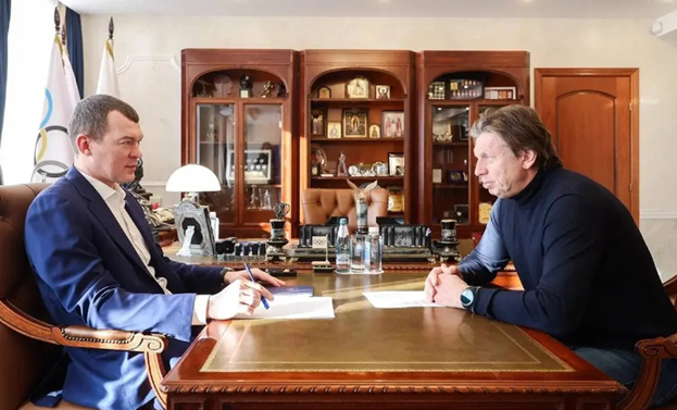 Лондон с помощью Европы и её структур ведёт войну против России. Образ Победы – «Спортивные ждуны» рассчитывают, что нас «пустят». «Воины-Патриоты» утверждают – война закончится только когда Россия добьётся полного поражения Европы