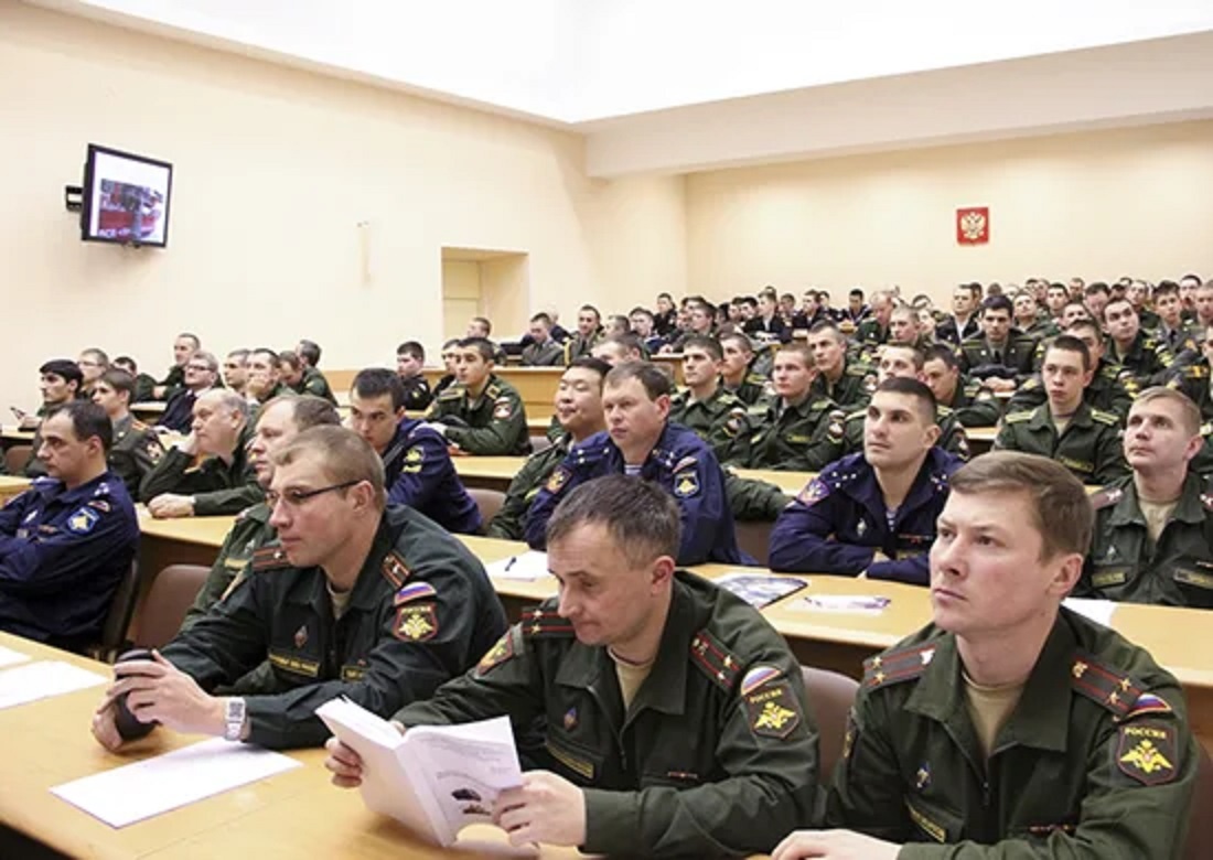 Слушатели, не писатели. Фото из сети.