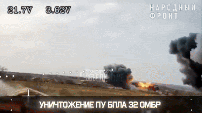    Удары ФАБ-250 и ФАБ-500 по пункту управления БПЛА в Гришино. Видео: "Генеральный Штаб"