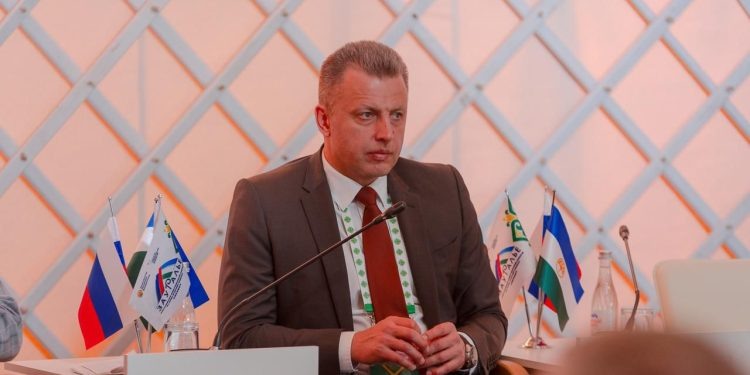    Максим Чистяков