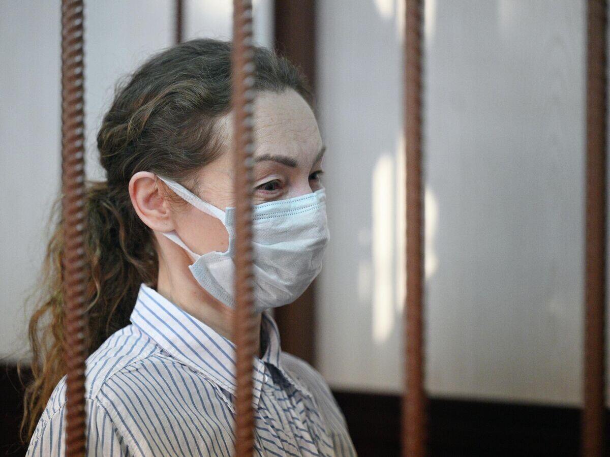    Фигурант уголовного дела о мошенничестве с квартирой певицы Ларисы Долиной Анжела Цырульникова на заседании Таганского суда Москвы | © РИА Новости / Рамиль Ситдиков