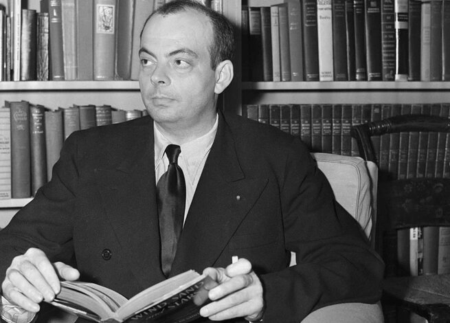 Антуан де Сент-Экзюпери - французский писатель и летчик